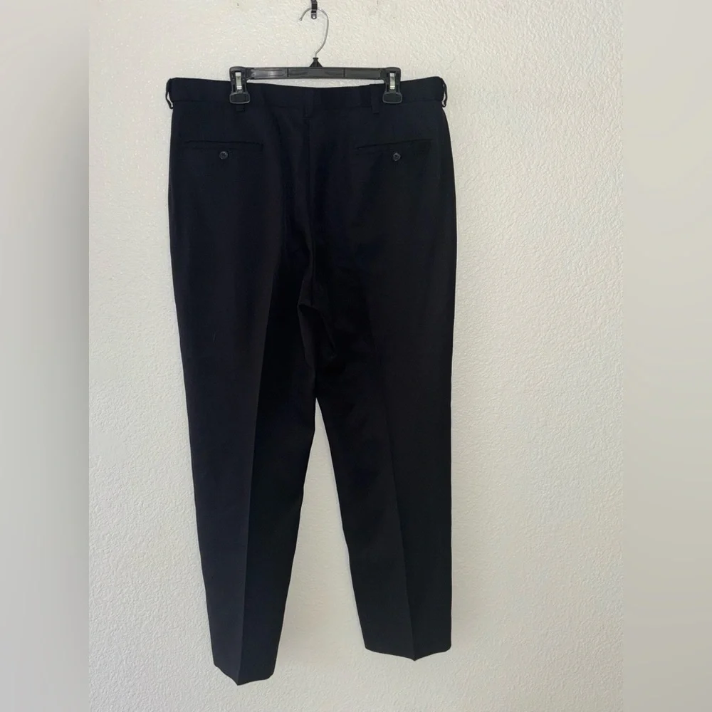 Haggar Black Dress Pants Mens Size 38 Classic Fit Flat Front Work Slacks - Picture 3 of 5